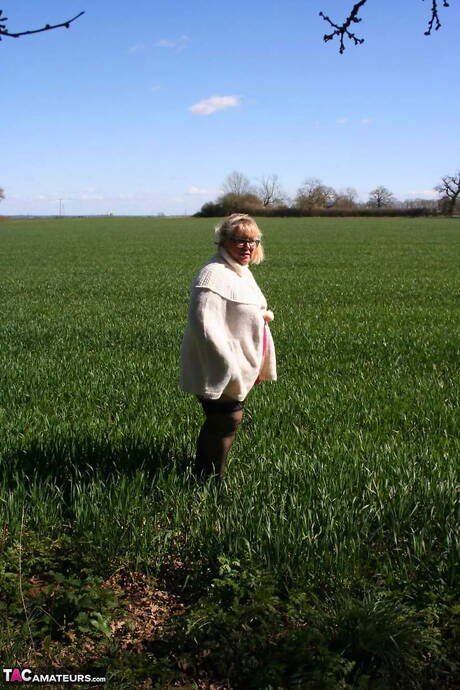 TAC Amateurs invite you to explore free pics featuring Lexie Cummings xxx gallery 267598